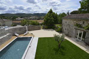 Gîte Mas Elise D - Piscine et jardin